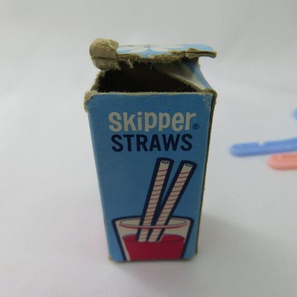 Skipper's Doll Party Accessory Lot Cake Cover Bowl Spoon Plate Glasses Straw Box - Picture 5 of 11